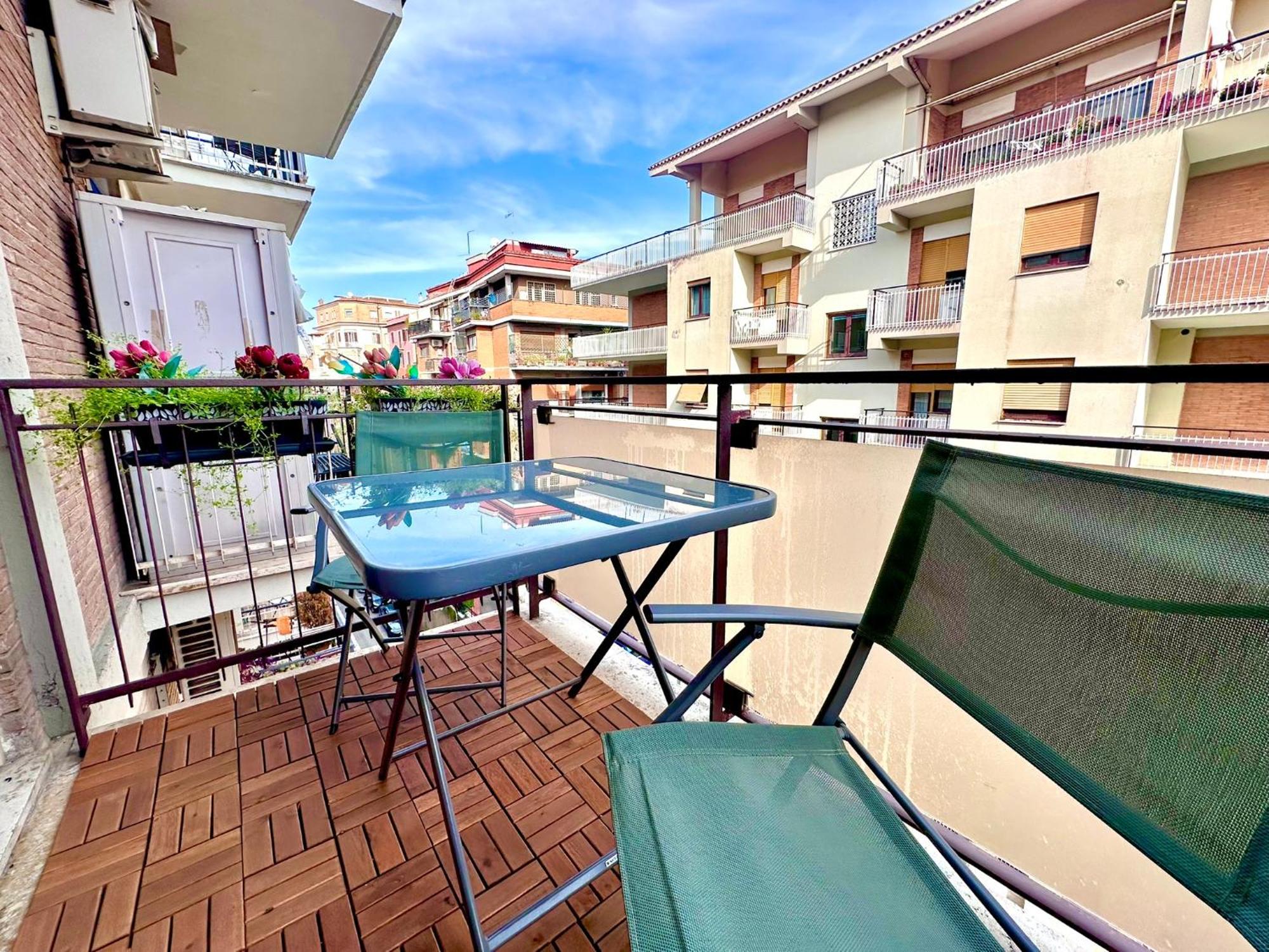 Appartement Vatican Glamorous At Passeggiata Del Gelsomino - Free Parking, 4 Guests, - Jubilee Ideal Rome